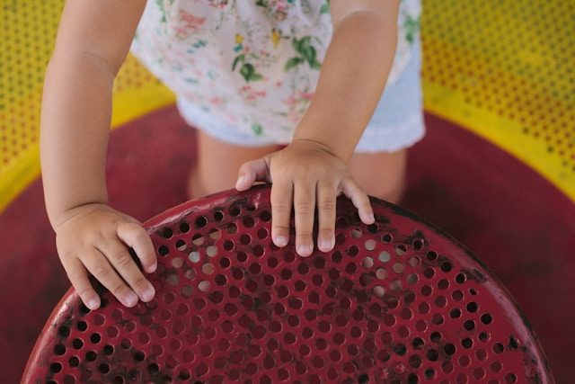 Signs Your Child's Finger Injury Needs Immediate Care